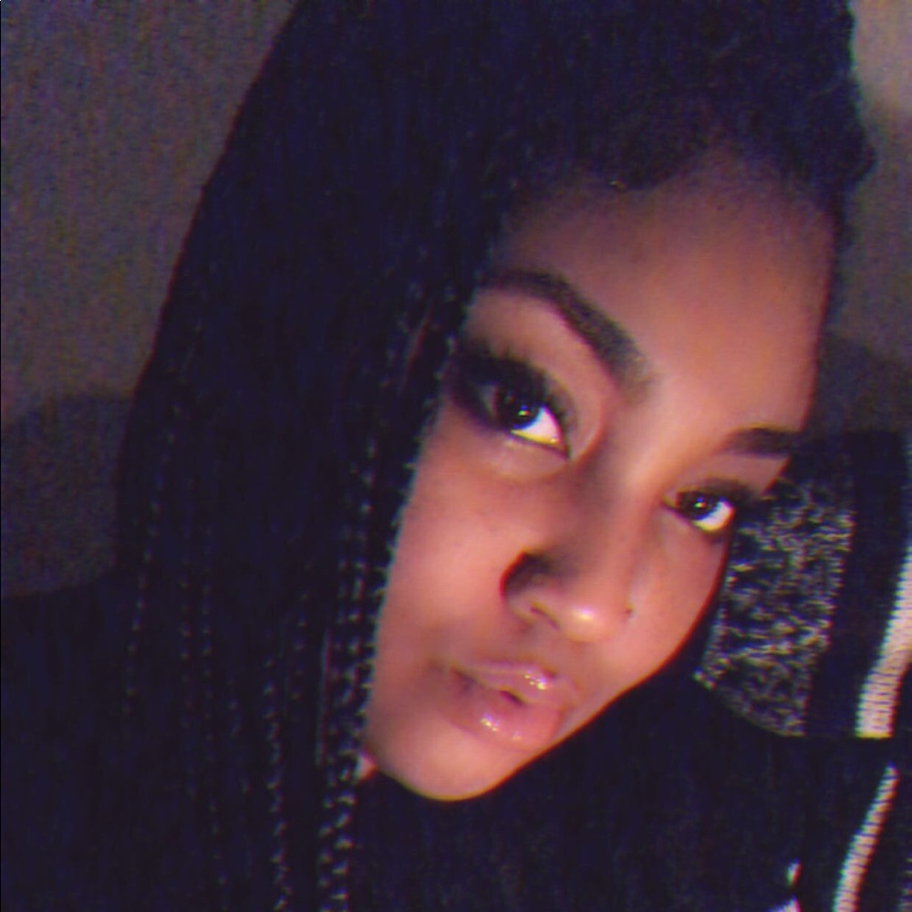 Meet your Posher, Janae